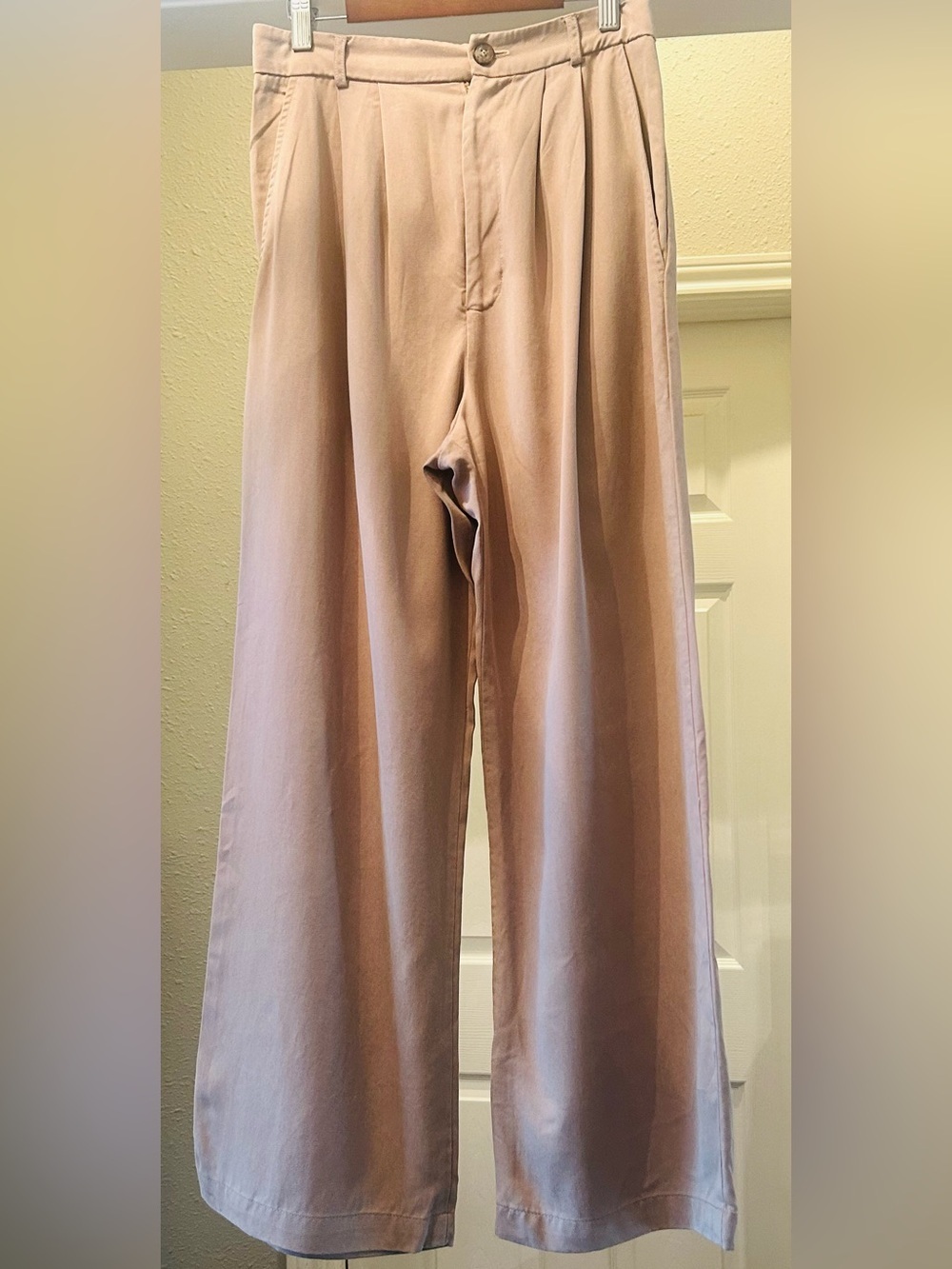 Reformation Wide-Leg Trousers in Light Beige